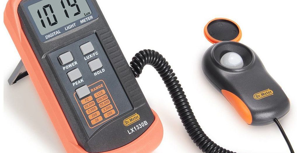 Flash Exposure Meter The Advantages of a Hand Held Flash Meter